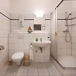 Haus Am Hoevt - 18 公寓 *